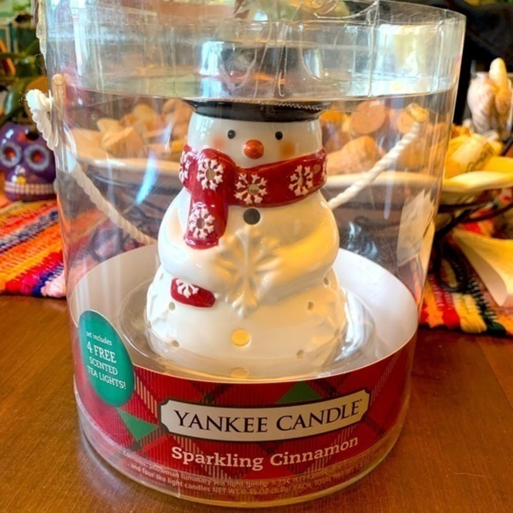 NEW Yankee Candle Snowman Luminary, Never used,‎ missing the 4 tea lights